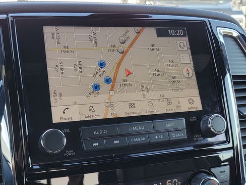 Used 2020 Nissan Titan Platinum Reserve w/ Moonroof Package image 10