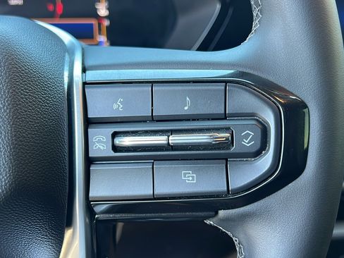 Certified 2023 Chevrolet Colorado LT image 25