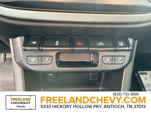 Used 2015 Chevrolet Colorado LT w/ Luxury Package image 38