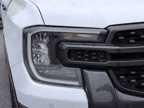 Used 2024 Ford Ranger XLT w/ Technology Package AWD/4WD image 9