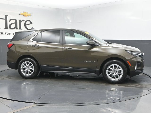 Used 2024 Chevrolet Equinox LT FWD image 1