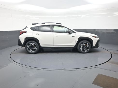 New 2026 Subaru Crosstrek 2.5i Limited AWD/4WD image 2