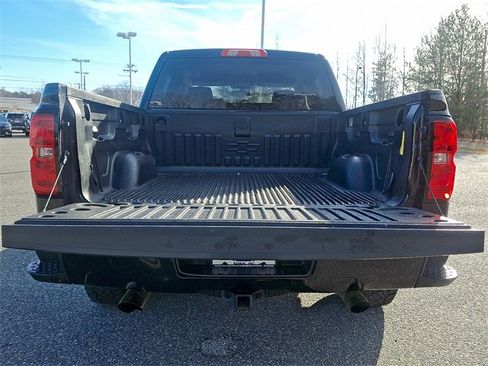 Used 2017 Chevrolet Silverado 1500 LT w/ All Star Edition image 29