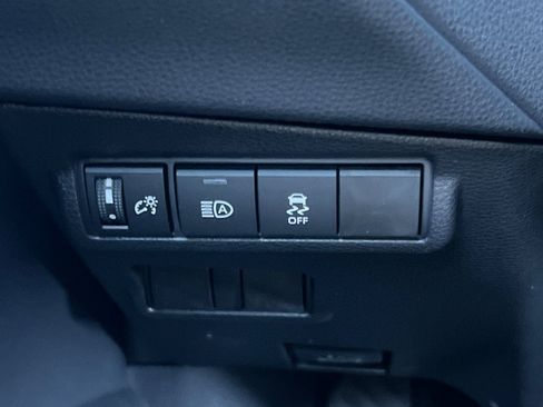 New 2026 Toyota Corolla Cross LE image 30