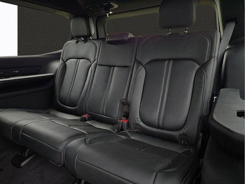 New 2026 Jeep Grand Wagoneer Limited AWD/4WD image 9