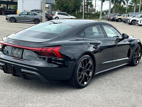 New 2026 Audi RS e-tron GT performance image 5