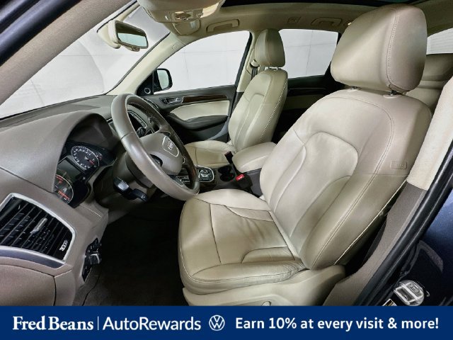 Used 2016 Audi Q5 2.0T Premium Plus w/ Technology Package AWD/4WD image 28