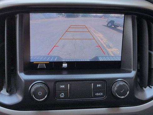 Used 2021 Chevrolet Colorado Z71 w/ Safety Package AWD/4WD image 19