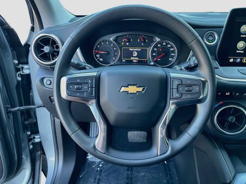 Used 2023 Chevrolet Blazer LT w/ Convenience Package FWD image 17