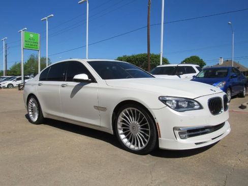 Used 2013 BMW ALPINA B7 xDrive w/ Driver Assistance Pkg image 4