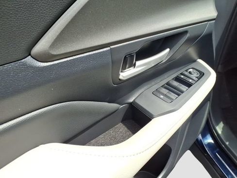 Used 2026 Toyota Grand Highlander AWD Hybrid image 4