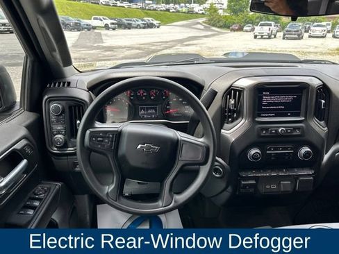 Used 2025 Chevrolet Silverado 1500 Custom Trail Boss AWD/4WD image 9