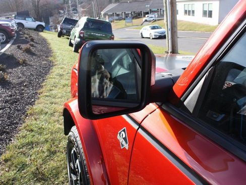 Used 2023 Ford Bronco Outer Banks image 7