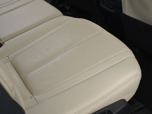 Used 2022 INFINITI QX60 Luxe w/ Cargo Package AWD/4WD image 23