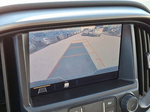 Used 2022 Chevrolet Colorado Z71 image 18