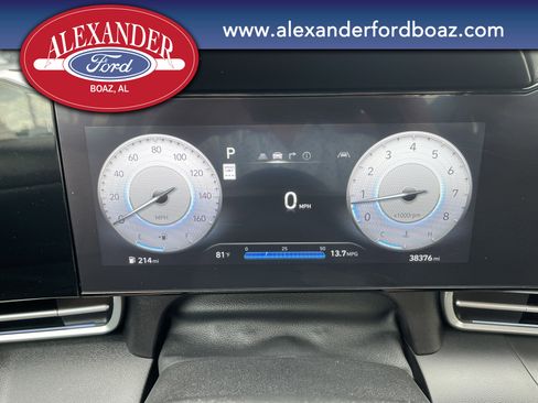 Used 2024 Hyundai Elantra SEL w/ Convenience Package FWD image 21