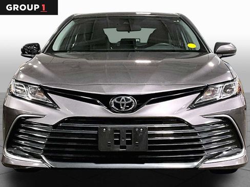 Used 2024 Toyota Camry LE AWD/4WD image 4