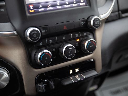 Used 2021 RAM 1500 Laramie image 15