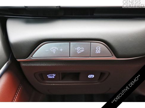 Used 2025 Genesis GV80 3.5T Prestige AWD/4WD image 22