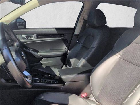 Used 2024 Honda Civic Touring image 17