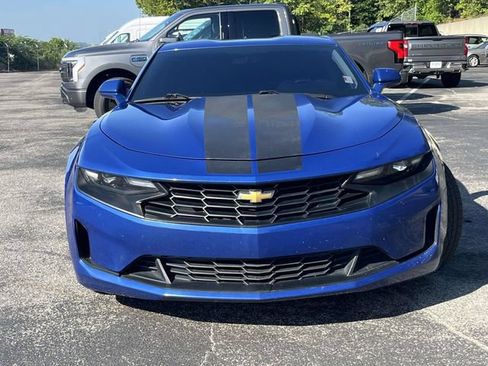 Used 2021 Chevrolet Camaro LT RWD image 9