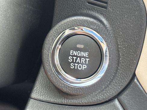 Certified 2022 Subaru Outback Limited image 18