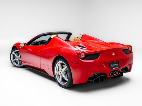 Used 2014 Ferrari 458 Spider RWD image 56
