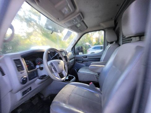 Used 2020 Nissan NV 2500 S RWD image 39