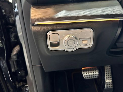 Certified 2022 Mercedes-Benz GLS 450 4MATIC image 16