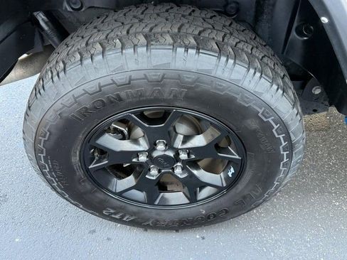 Used 2022 Jeep Wrangler Unlimited Willys image 8