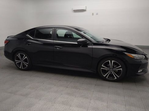 Used 2022 Nissan Sentra SR FWD image 11