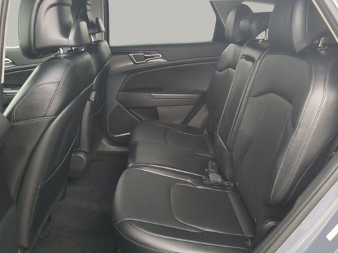 Certified 2023 Kia Sportage EX FWD image 17