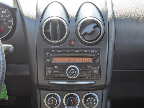 Used 2013 Nissan Rogue S AWD/4WD image 18