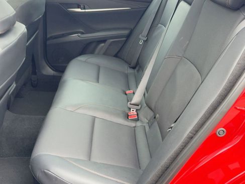 Used 2025 Toyota Camry XLE w/ Premium Package image 14
