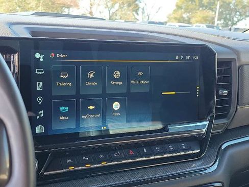 Used 2025 Chevrolet Silverado 1500 ZR2 w/ Technology Package image 23