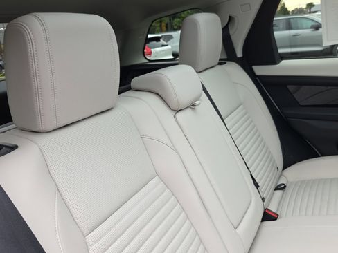 Certified 2024 Land Rover Discovery Sport S image 18