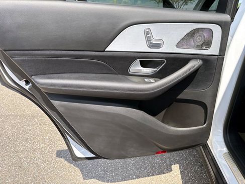 Certified 2024 Mercedes-Benz GLS 450 4MATIC image 11