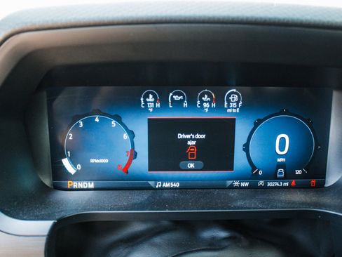 Used 2025 Ford F150 XLT w/ Equipment Group 301A Standard AWD/4WD image 14
