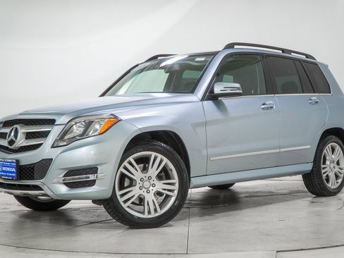 Used 2015 Mercedes-Benz GLK 350 4MATIC image 1