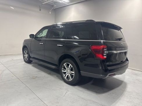 Used 2024 Ford Expedition Limited image 8