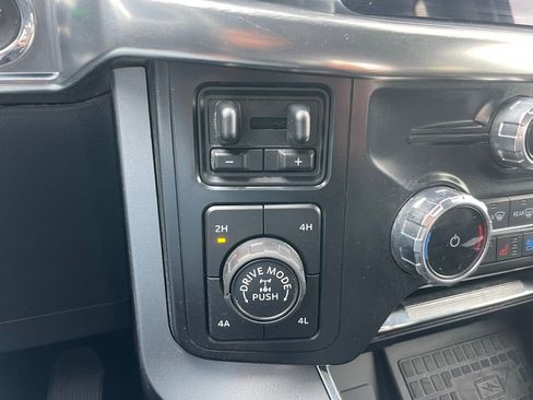 Used 2022 Ford F150 Lariat w/ Equipment Group 502A High AWD/4WD image 12