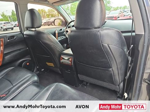 Used 2012 Toyota Highlander Limited w/ Tow Pkg AWD/4WD image 37