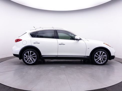 Used 2017 INFINITI QX50 2WD w/ Deluxe Touring Package image 37