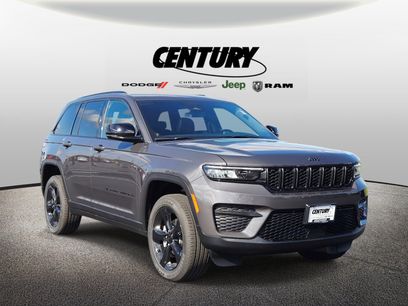 New 2025 Jeep Grand Cherokee Altitude