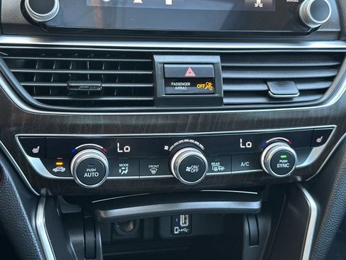 Used 2018 Honda Accord EX-L image 22