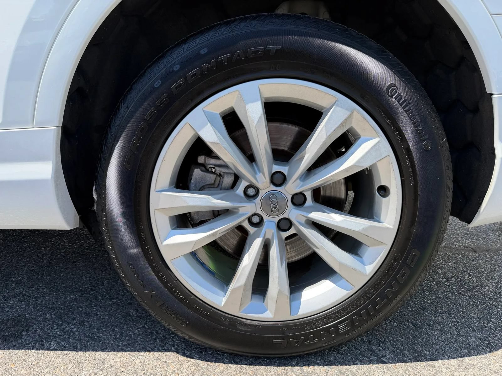 Used 2018 Audi Q7 3.0T Premium Plus w/ Premium Plus Package AWD/4WD image 9