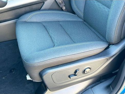 New 2026 RAM 1500 4x4 Crew Cab image 21