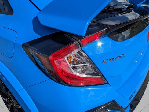 Used 2021 Honda Civic Type R image 13