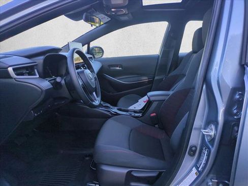 Certified 2025 Toyota Corolla SE w/ SE Premium Package image 16