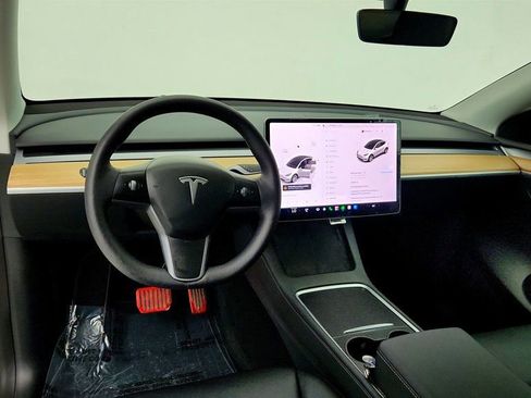 Used 2023 Tesla Model Y Long Range AWD/4WD image 13